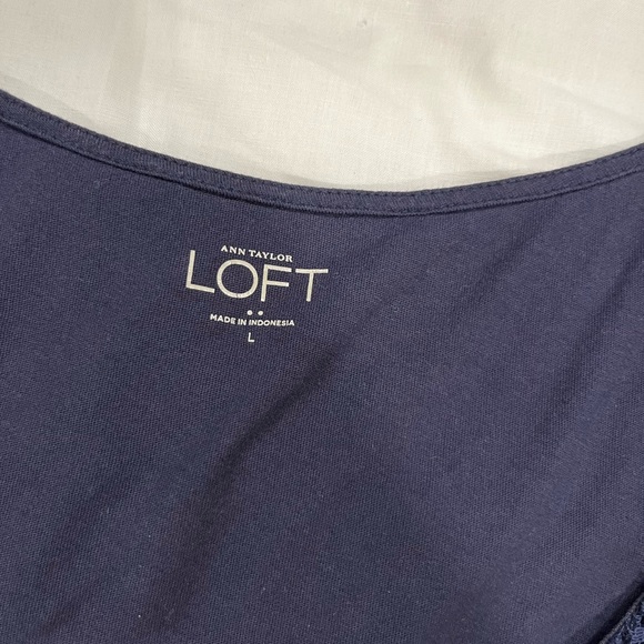 Textured loft tank - Picture 3 of 3